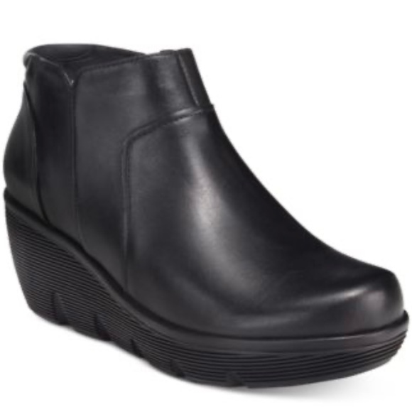 Clarks Black Wedge Ankle Boots - Picture 1 of 9
